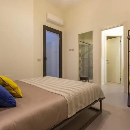 Apartment -97-